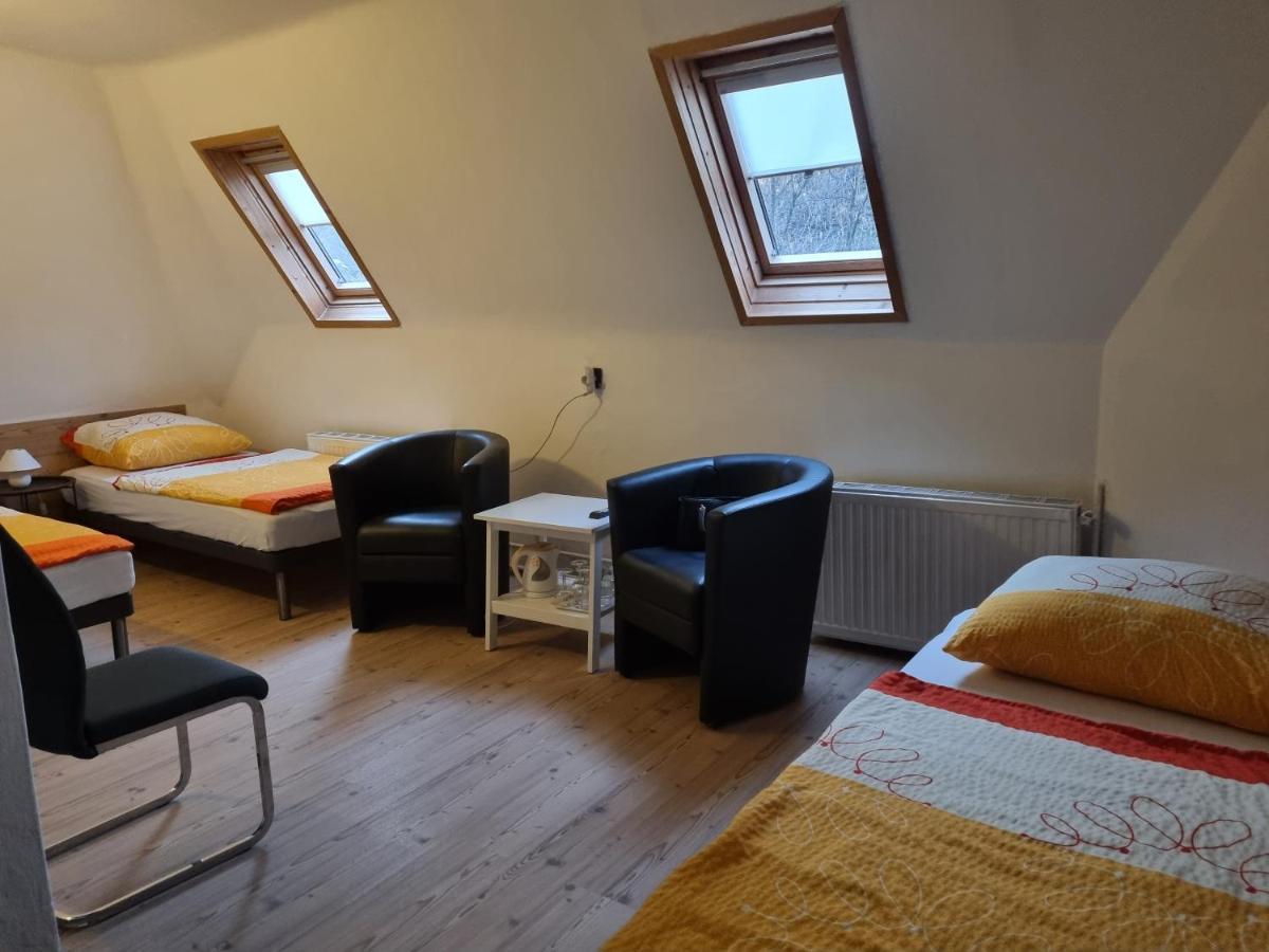 Horvath Fogado Panzio Hotel Сентендре Екстериор снимка