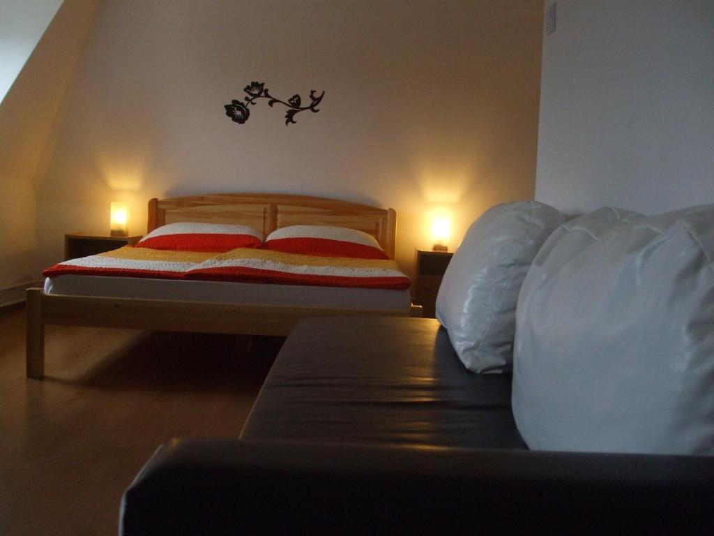 Horvath Fogado Panzio Hotel Сентендре Стая снимка