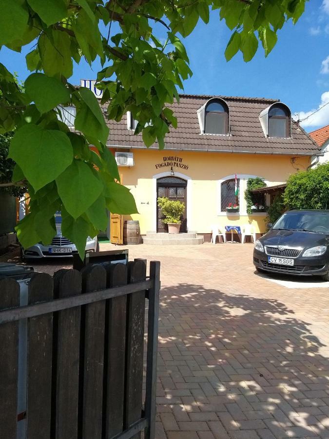 Horvath Fogado Panzio Hotel Сентендре Екстериор снимка