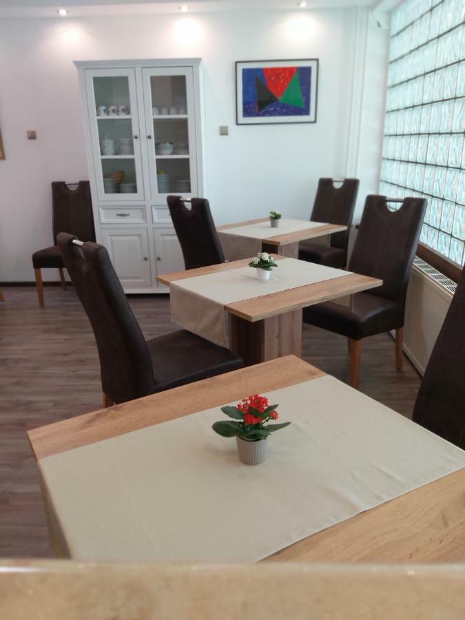 Horvath Fogado Panzio Hotel Сентендре Екстериор снимка