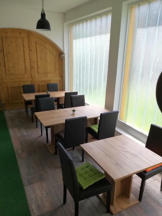 Horvath Fogado Panzio Hotel Сентендре Екстериор снимка